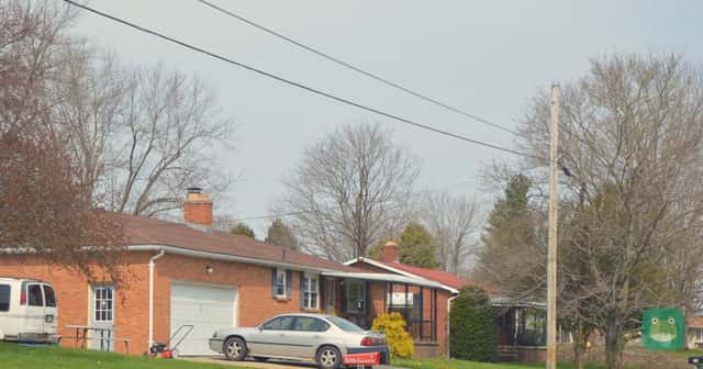 Brick ranch houses on Lake Drive in Bailey Lakes, Ohio.