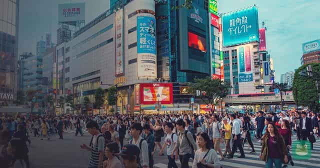 Tokyo's Shibuya Crossing. Rove's 50% transfer bonus to JAL Mileage Bank ends October 31.