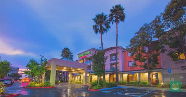 Courtyard by Marriott Oakland Airport; Amex Membership Rewards can transfer to Marriott Bonvoy for hotel awards